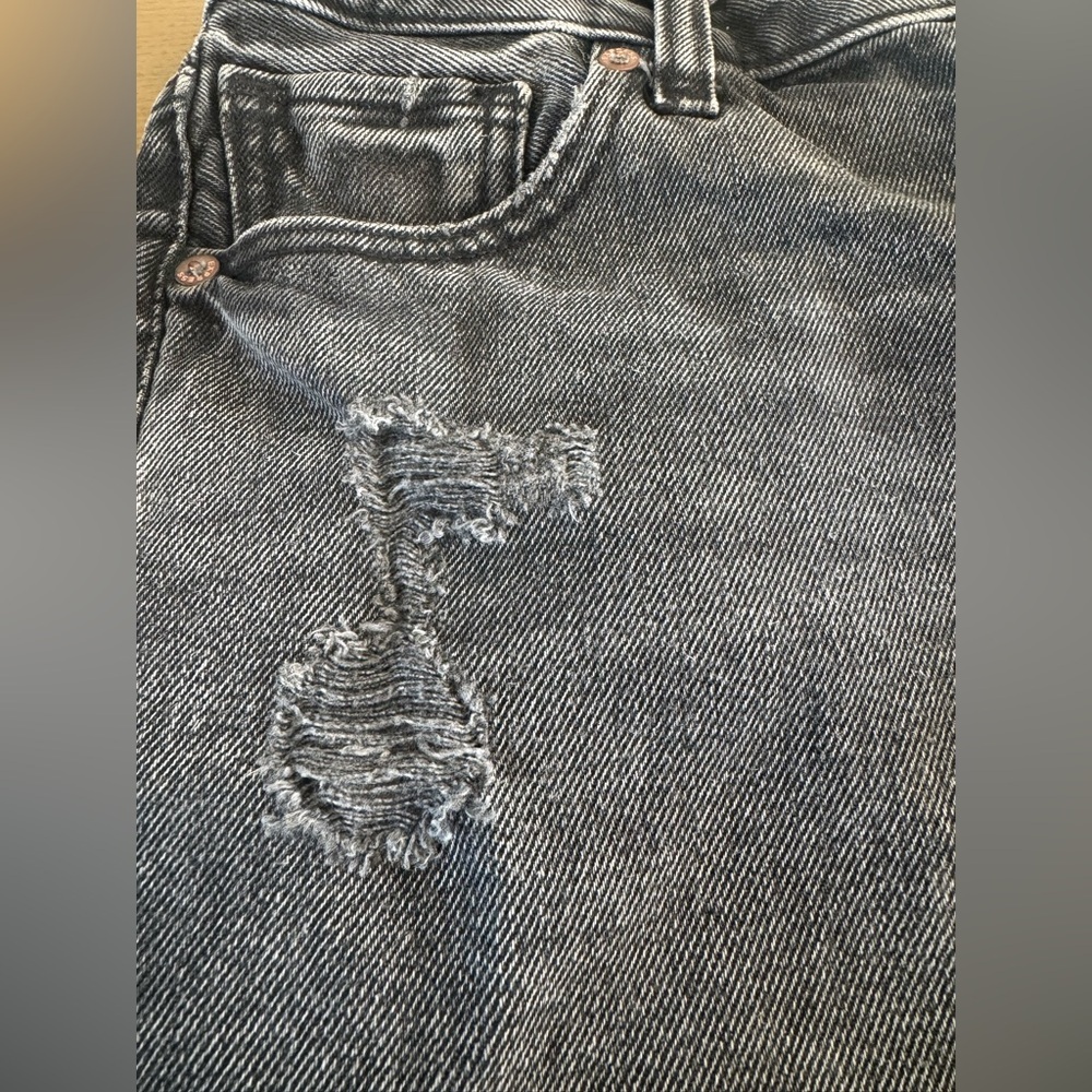 Express Charcoal Black Frayed Distressed Denim Button Fly Jean Shorts - Picture 5 of 9